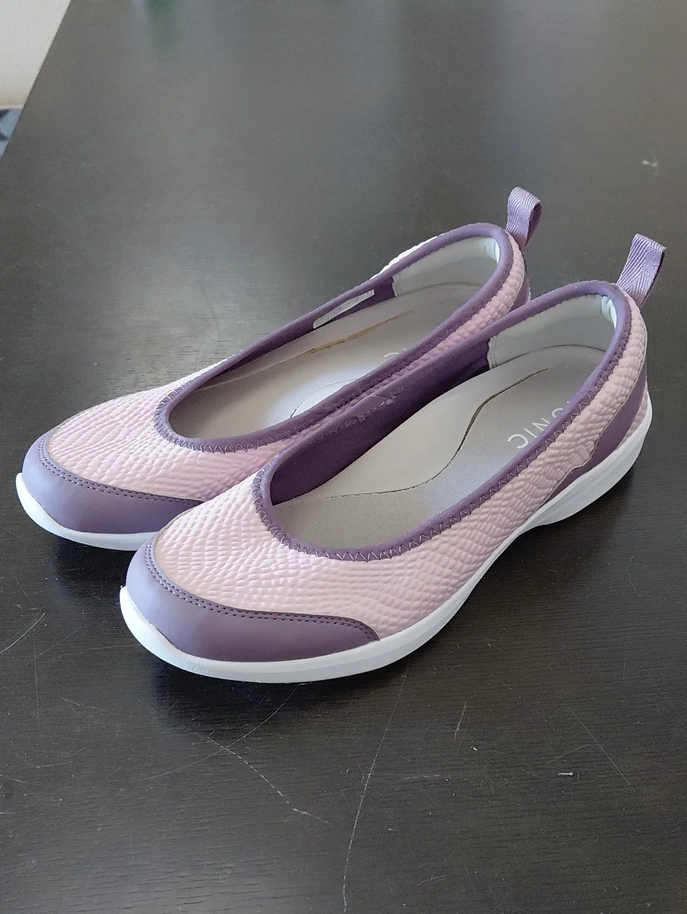 Vionic Two-Tone Lavender & Lilac Slip-On Ballet Flats Size 8.5
